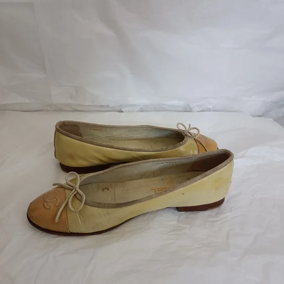Chanel ballet flats cap toe size 37.5 patent